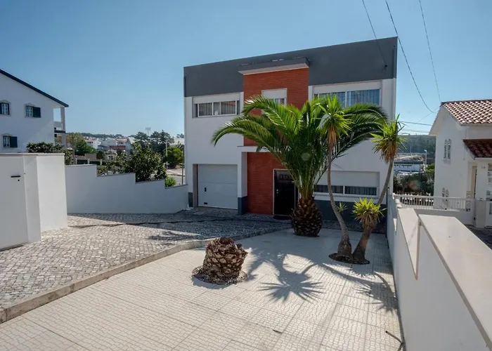 Willa 8 Rodrigues Family House - With Patio *