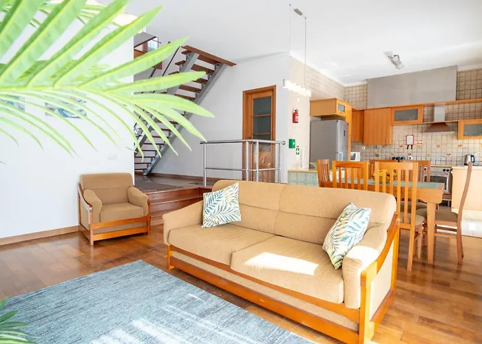 Villa 8 Rodrigues Family House - With Patio